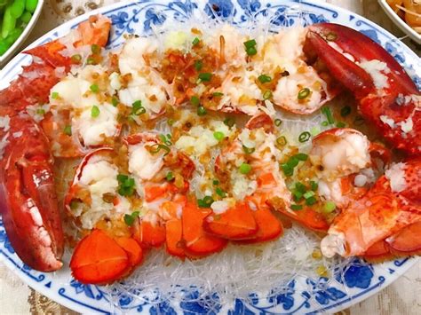 【清蒸波士顿龙虾的做法步骤图，怎么做好吃】eflake_下厨房