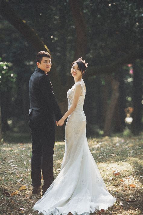 资深摄影团队婚纱拍摄 6980元-北京都尚聚焦摄影-百合婚礼
