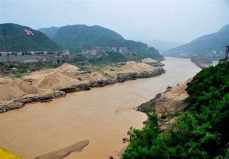 长江是中国第一大河，为何黄河却被称为“母亲河”？看完明白了！