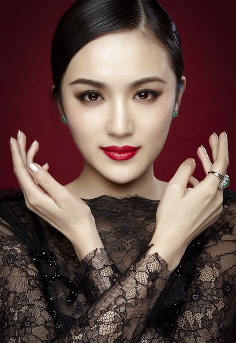 李艳冰图片