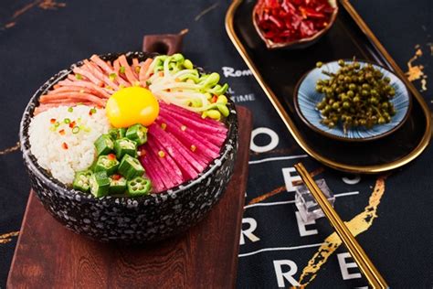 五花肉石锅拌饭,日韩料理,食品餐饮,摄影素材,汇图网www.huitu.com