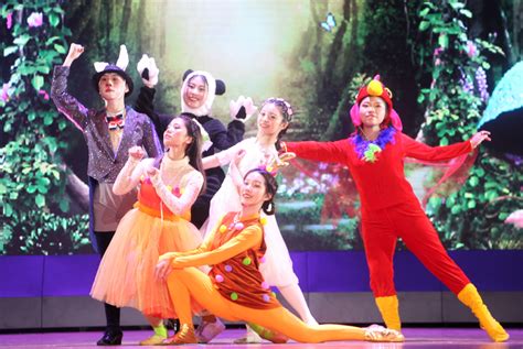 第八届全国儿童剧优秀剧目展演在杭开幕