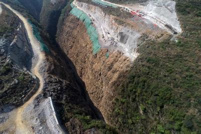 贵州黔西：凹水河水库建设忙-人民图片网