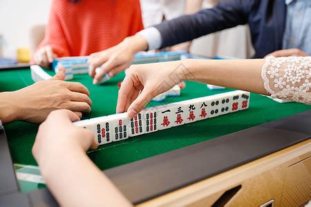 四川人打麻将图片