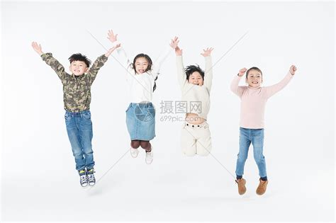儿童们快乐跳跃高清图片下载-正版图片501126589-摄图网