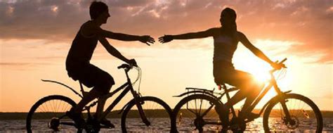 女人梦到别人骑自行车什么意思 女人梦到别人骑自行车预示什么 - 万年历