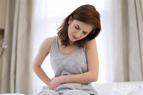 月经肚子疼怎么缓解最有效（女性痛经不仅是受凉了，4招助你驱寒暖宫缓解疼痛） | 说明书网