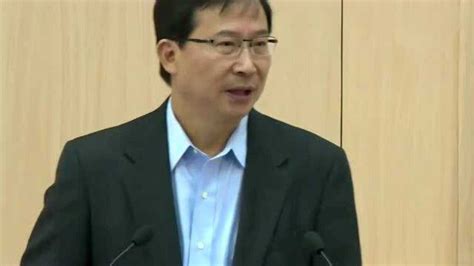 北大饶毅教授香港演讲，水平非常高，听完获益良多！_腾讯视频