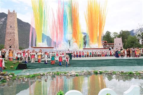 2019四川甘孜山地旅游文化节在丹巴开幕-旅游资讯-康巴传媒网