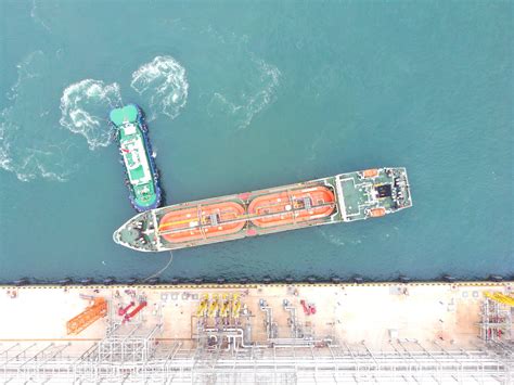 第五代“中国江南”型：76000吨巴拿马型散货船 - 江南造船（集团）有限责任公司
