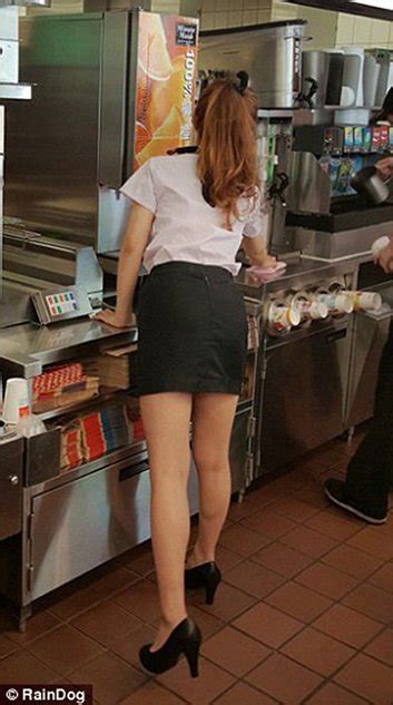 台湾最萌女店员走红粉丝买快餐只为看一眼_联商网