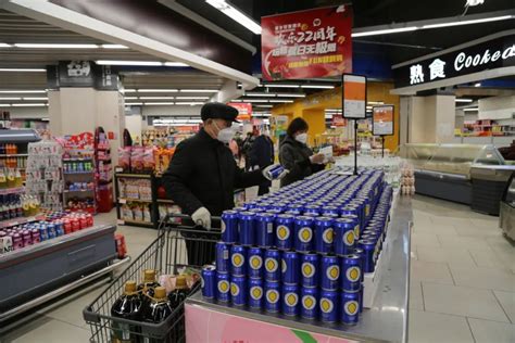 物资供应充足价格稳定 伊犁多家超市恢复营业市民有序排队购物 -天山网 - 新疆新闻门户