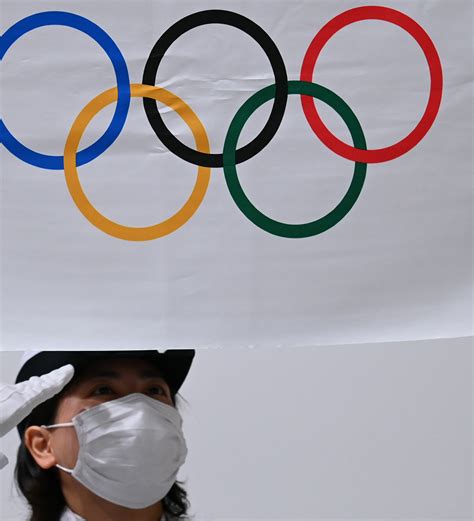 上热搜：中国成都会申办2036年奥运会吗？官方回应：暂无此消息__财经头条