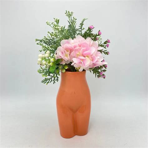 涨知识啦｜不同形状的花瓶如何配不同的花？看完这些，瞬间get了_花瓶花器_什么值得买