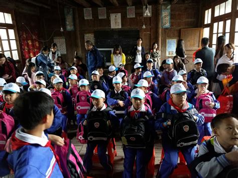 长沙雨花教育走进溆浦县 为贫困儿童开设一对一帮扶课堂 - 区县动态 - 湖南在线 - 华声在线