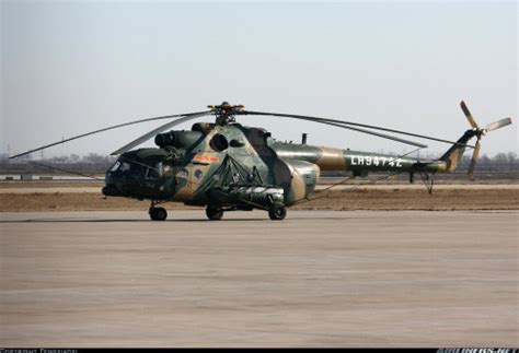 我国自研首款大型高原运输直升机亮相直博会