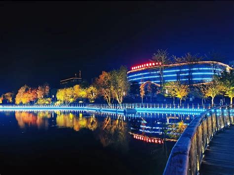 上海江滩夜景|摄影|环境/建筑|九三丶 - 原创作品 - 站酷 (ZCOOL)