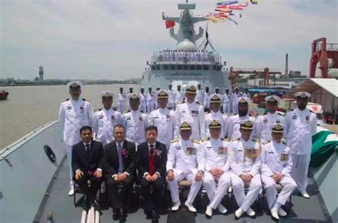 中方交付巴基斯坦海军第二艘054A/P型导弹护卫舰_手机新浪网