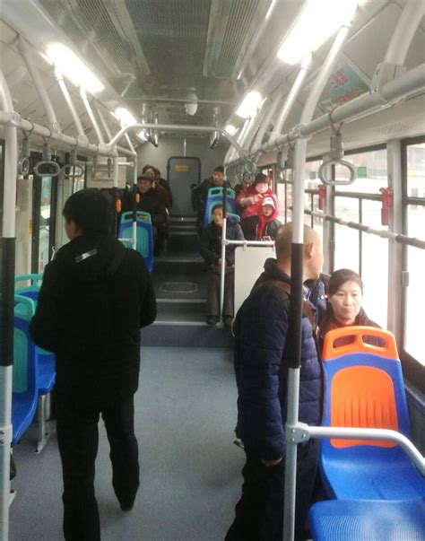 今日：29台新公交全部更新11路达城开跑 - 达州日报网