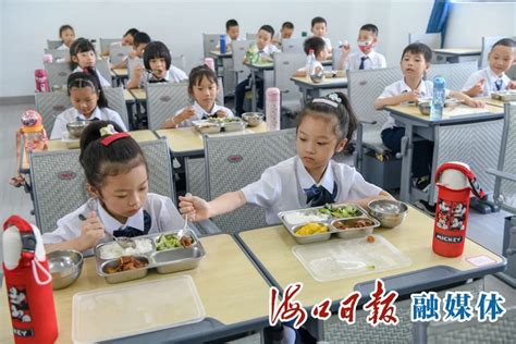 龙华区82所学校提供校内午餐午休_龙华网_百万龙华人的网上家园