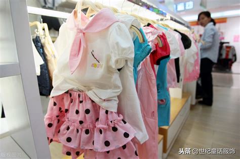 童装从哪里进货便宜,自己卖童装怎么找厂家,最便宜的童装批发基地_大山谷图库