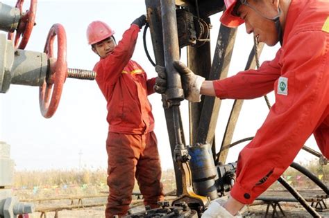 江汉油田首次发现1000米以浅的稀油油藏_中国石化网络视频