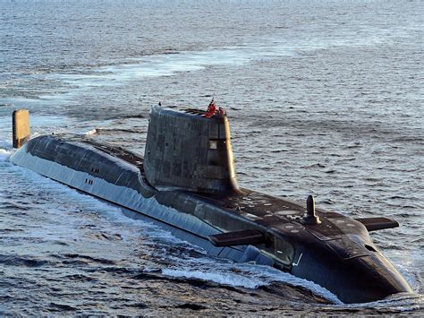 英国皇家海军第四艘机敏级攻击核潜艇完成第一次潜水 今年服役|核潜艇|英国|海军_新浪新闻