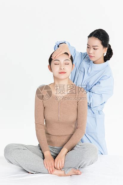 头部按摩图片