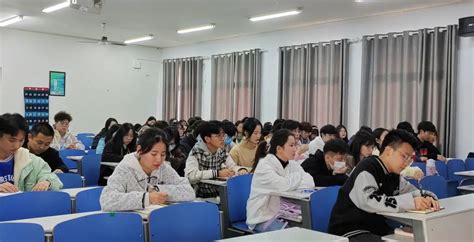 我院 新一届团学分会召开首次工作例会-湖南理工学院中国语言文学学院