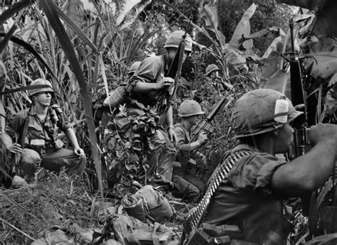 美国大兵拍摄的越战老照片 多年以后才重见天日