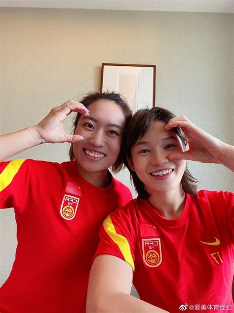 唐佳丽与热刺合同到期 将回归上海女足_PP视频体育频道