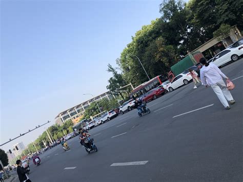 红高路拥堵不堪-群众呼声-四川省网上群众工作平台-郫都区委书记
