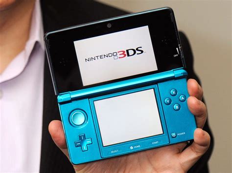 畅玩裸眼3D游戏 任天堂3DS游戏机亮相!-任天堂 3DS_东莞掌上游戏机行情-中关村在线