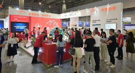 今天，莆田鞋展馆首次亮相中华品牌商标博览会！