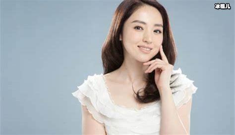 雪花女神龙董璇图片