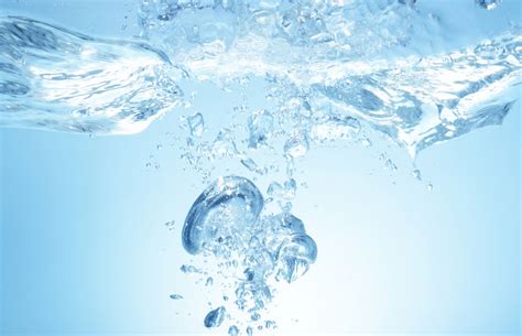 Water cannon 的图像结果