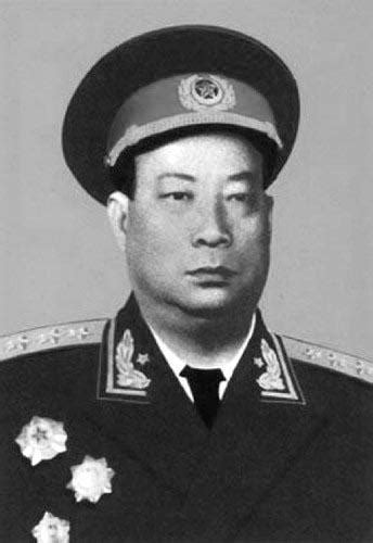 杨靖宇将军建立的最大的东北抗联密营在吉林哪里？|红石林|密营|兵营_新浪新闻