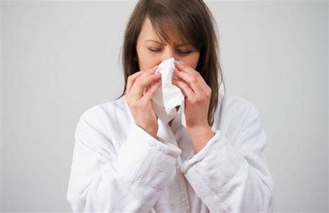鼻塞、咳嗽……如何辨别感冒还是“二阳”？“二阳”后吃什么药？_凤凰网