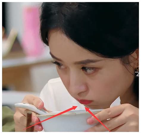 赵丽颖为《中餐厅》拍宣传片看到她的无实物表演，才懂啥叫演技派