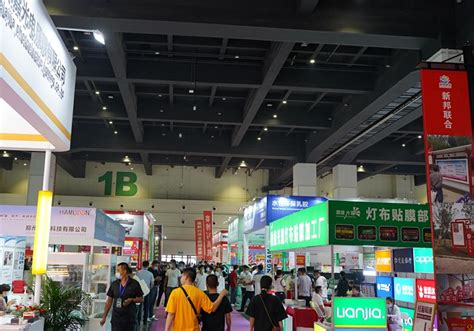 投放郑州户外LED广告需要多少钱?-新闻资讯-全媒通