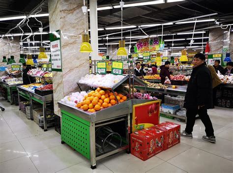 这家盛极一时的生鲜超市到底怎么样？——探访地利生鲜北京万泉庄路店|万泉|地利|水果_新浪新闻