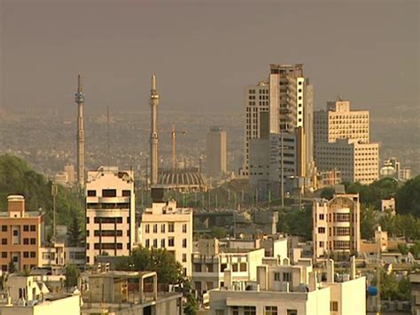 日落的HA城市建筑和屋顶/德黑兰，德黑兰，伊朗视频素材_ID:VCG42mr_00082391-VCG.COM