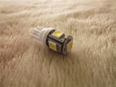 不明 T-10 3chipSMD-LED5連LED ホワイト のパーツレビュー | デリカスペースギア(まー坊＠愛知県) | みんカラ