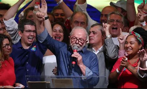 “巴西之子”卢拉再度当选总统后发声：首要任务是改善1亿穷人的命运_大选_世界_发展
