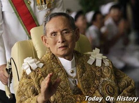 泰国王室富得流油，国王地位崇高且有实权，他们的权力有多大