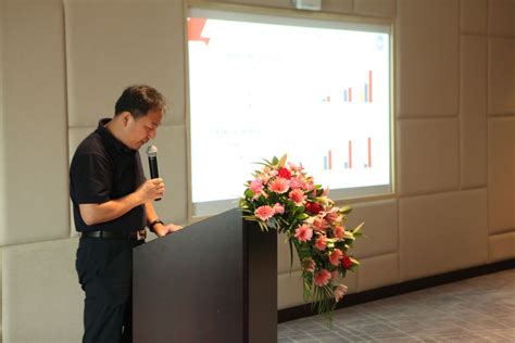 珠海市服务贸易和外包行业协会第二届理事会第八次会议圆满成功-珠海市服务外包信息中心