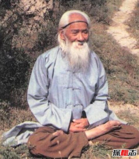 一路走好！新疆喀什135岁世界最长寿老人去世_手机新浪网
