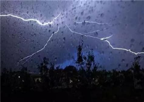 暴雨蓝色预警！湖南省气象局发布今年首期暴雨预警-民生-长沙晚报网