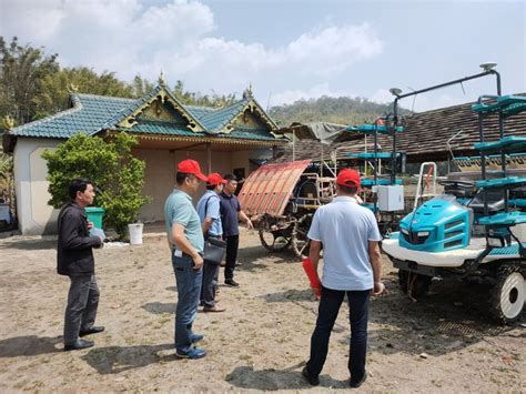 大理市农机管理站组团到勐海县考察参观水稻生产全程机械化技术