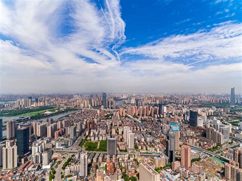 武汉市硚口区人民政府网站 - 智能问答平台